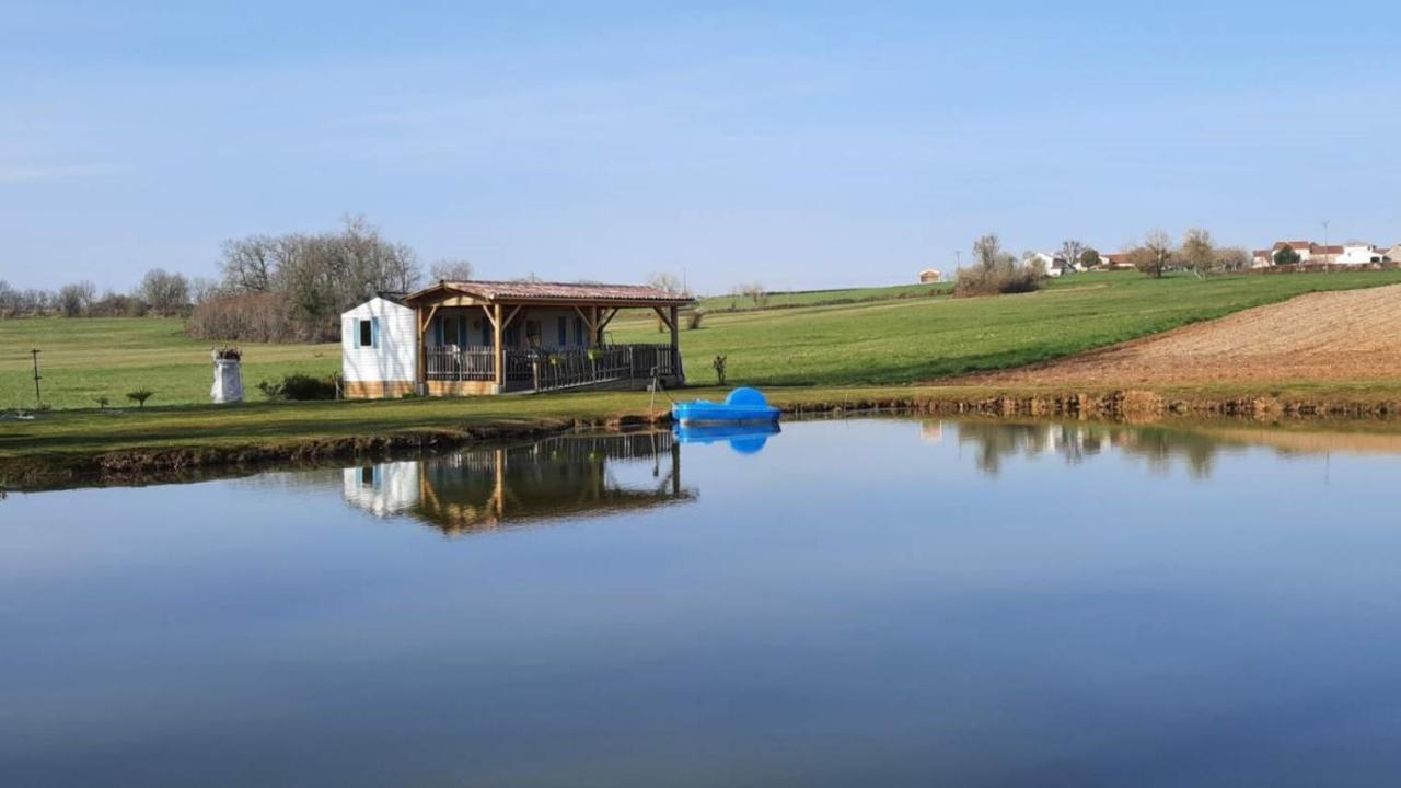 Etang Pre De La Font Hotel Cercles Luaran gambar
