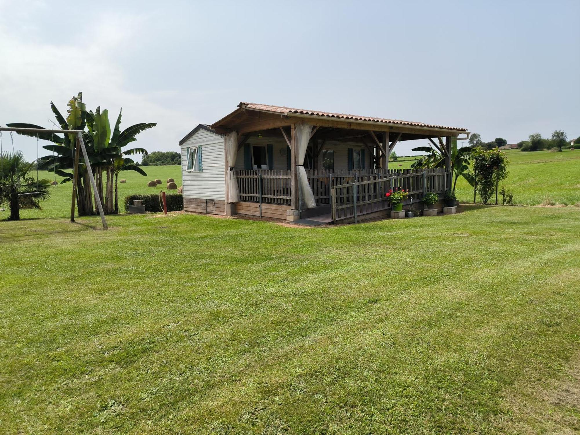 Etang Pre De La Font Hotel Cercles Luaran gambar